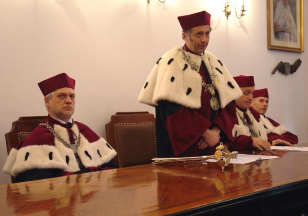 Promocje doktorskie 7959.jpg